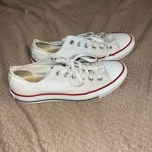 Converse Low Top